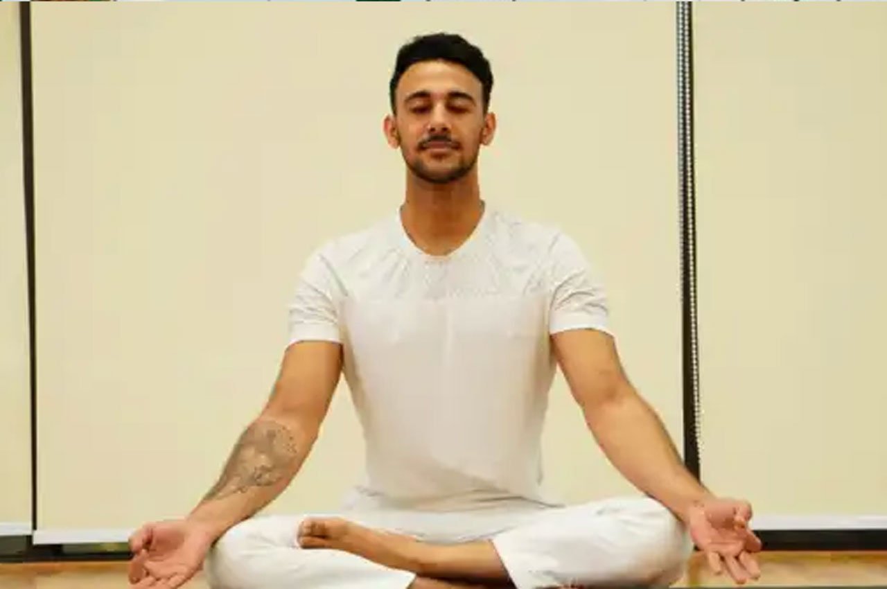 Ancient Yoga Poses Make Comeback on International Yoga Day 2025 with Focus on Holistic Wellness