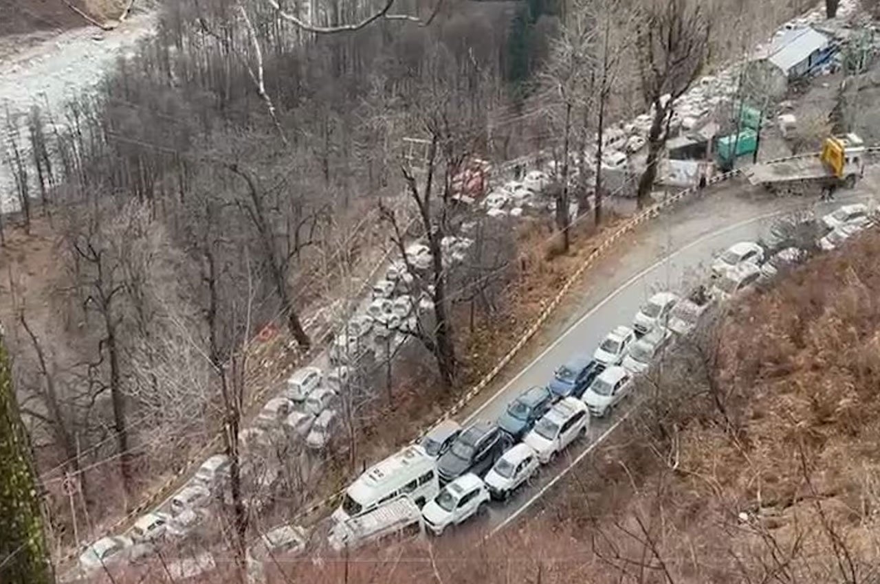 Hill towns like Mussoorie, Landour, Shimla, Manali, and Dharamshala are overcrowded with tourists, leading to severe traffic jams and congestion