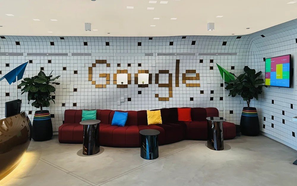 Google Hit with $314 Million Verdict for Idle Android Phone Data Transfers