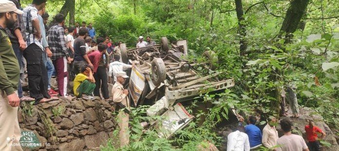 6-Year-Old Girl Among 7 Killed, 17 Injured After Overloaded Tempo Traveller Plunges into Gorge