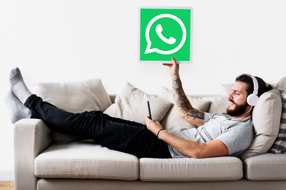 WhatsApp Beta Android 2.25.22.13 Adds Guest Chat Feature, Chat Themes & More